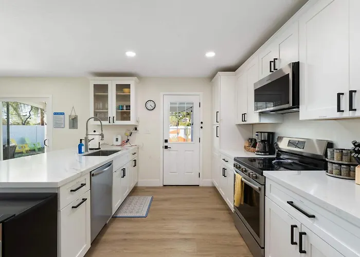 3bd Pool Hot Tub Garage Full Kitchen Asu Tempe